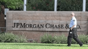 أعلن بنك جا بي مورجان أن حوالي 80 مليون من حسابات عملاءه قد تم اختراقها في واحدة من أكبر الجرائم الإلكترونية في تاريخ البنوك