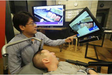 أحد الطلاب في كوريا ساعد شركة سامسونج في أبحاثها لإنتاج ماوس يعمل بحركة العين