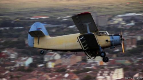 the_plane_that_can_fly_backwards