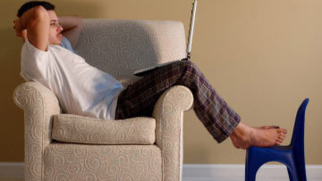 العمل من المنزل هل يحقق الفائدة للشركات وموظفيها