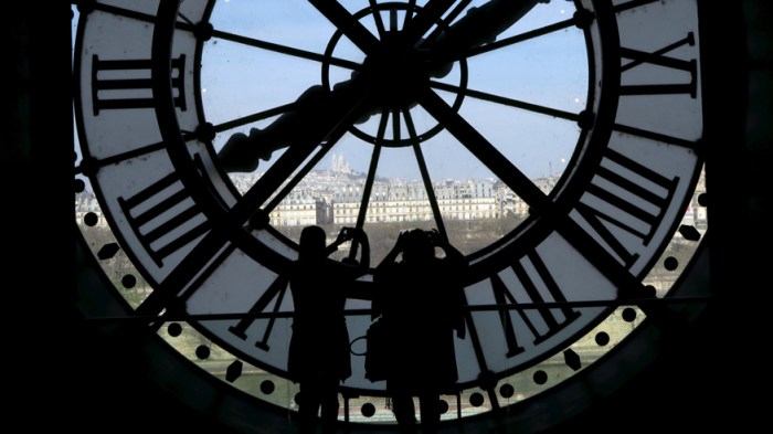 العالم لا يستطيع تحمل فارق قدره ثانية واحدة