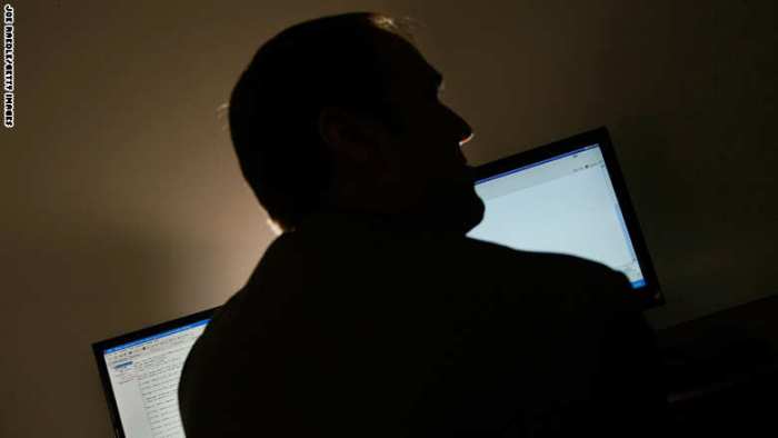 سرقة المعلومات أغلي من سرقة الذهب