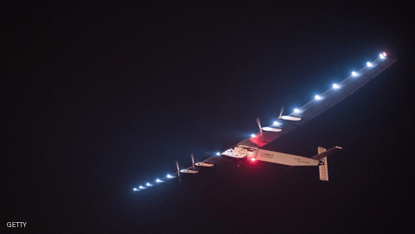 صورة لطائرة سولار إمبلس 2 التي تعمل بالطاقة الشمسية