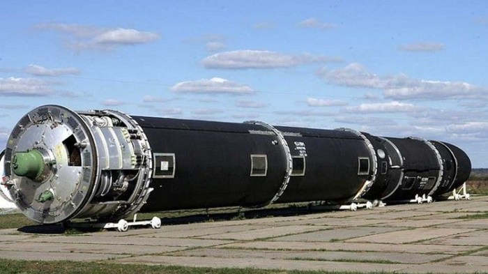 صاروخ "سارمات" الباليستي الروسي