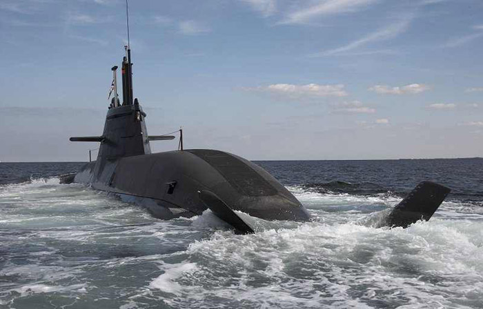 الغواصة الألمانية الشهيرة دولفين