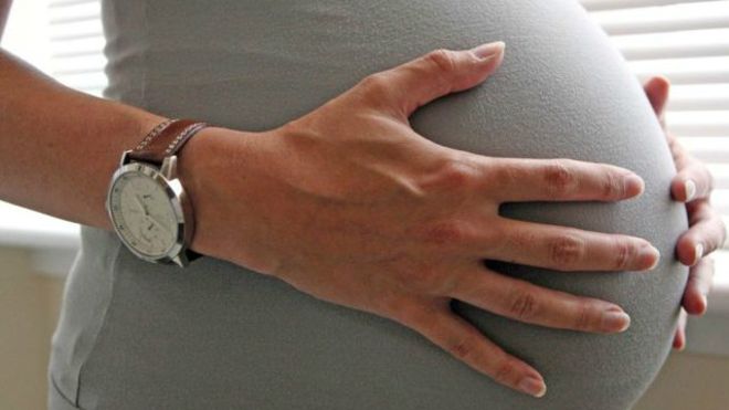 في حال نجاح التجربة، فإن أول طفل يولد في بريطانيا من رحم مزروعة سيصل إلى عالمنا في أواخر عام 2017 أو 2018 