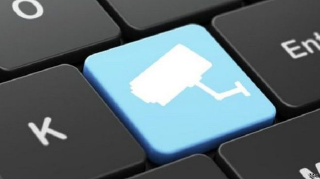 يؤرق تشفير البيانان المعنيين بتطبيق القانون لأنه قد يجعل مناطق على الفضاء المعلوماتي خارج سيطرتهم 