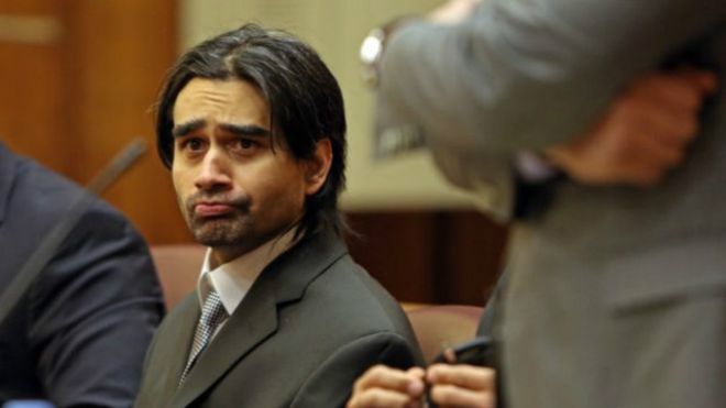 أطلق الزوج النار على القتيلة ثماني مرات وقال إنه كان دفاعا عن النفس 