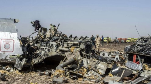 حطام الطائرة الروسية