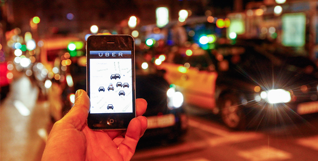 العدي من مستخدمي أوبر يعتبرونها الطريقة المثلي لحل مشكلة الانتقالات في المدن العربية المزدحمة