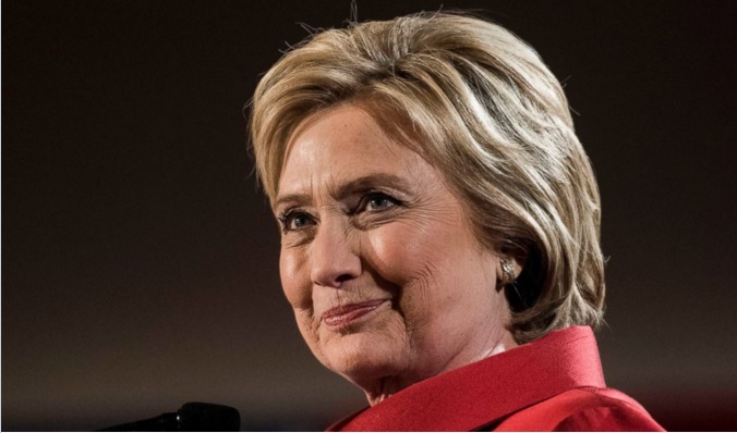 هيلاري كلينتون وزيرة الخارجية الأمريكية السابقة والمرشحة الديموقراطية لإنتخابات الرئاسة 2016