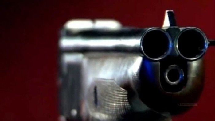 مسدس الفضاء بثلاث فوهات 