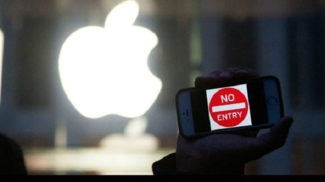 الصراع محتدم في الولايات المتحدة بين مكافحة الأرهاب والحفاظ علي خصوصية البيانات