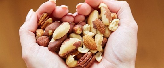فوائد كثيرة لحفنة من المكسرات يوميا