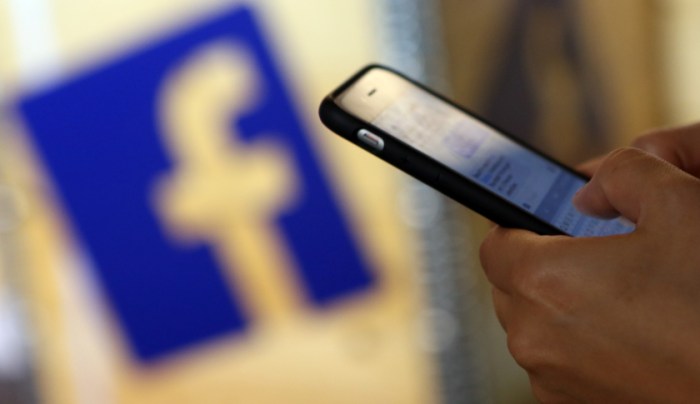 معدل شراء أجهزة الموبايل في تناقص ولكن معدل استخدام الإنترنت علي الموبايل في زيادة