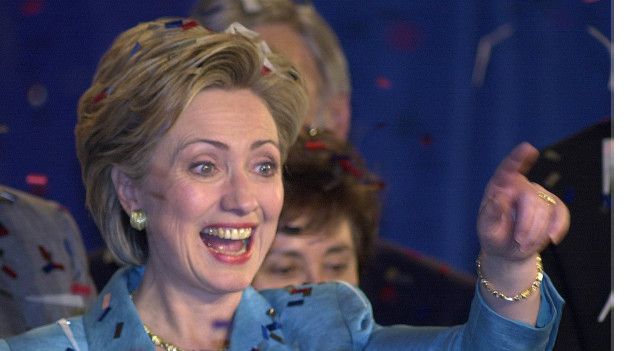 هيلاري كلينتون اختيرت لعضوية مجلس الشيوخ عام 2000