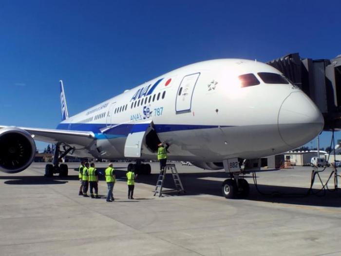 أحد طائرات بوينج 787 التي سيتم تسليمها الي الخطوط اليابانية والصورة لها في مقر التسليم في واشنطن 17 أغسطس 2016