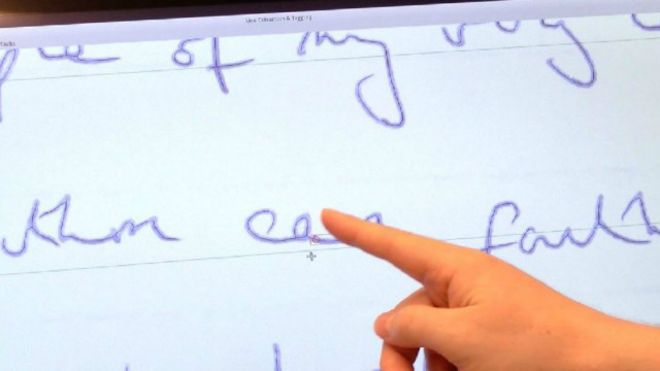 يمكن للكمبيوتر تقليد خط اليد وكتابة نصوص جديدة بنفس الأسلوب 