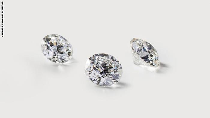 الماس من أغلي الأحجار الكريمة