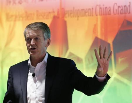 توماس فيبر رئيس إدارة الأبحاث والتطوير في شركة دايملر الألمانية لصناعة السيارات