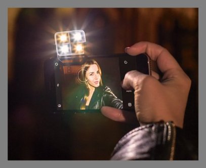 external-camera-flash