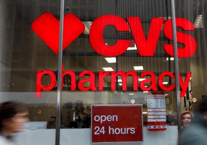 شعار شركة (سي.في.إس) الأمريكية للرعاية الصحية في نيويورك