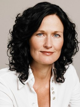 إيفا جلاويشنيج بيسكزيك الزعيمة السابقة لحزب الخضر النمساوي