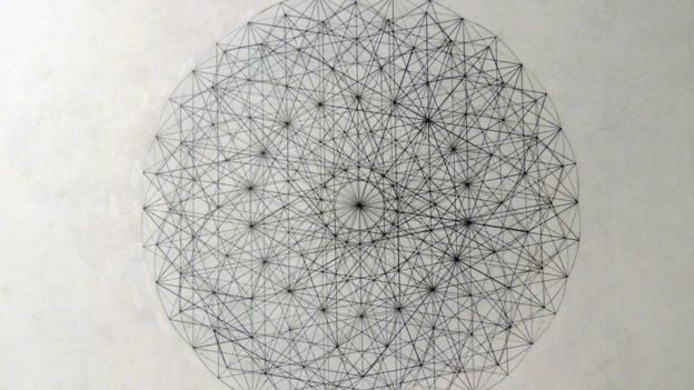 تغيرت حياة بادجيت منذ اللحظة التي التقى فيها عالم الفيزياء الذي أدرك ما تنطوي عليه رسوماته من مفاهيم، وحثه على دراسة الرياضيات