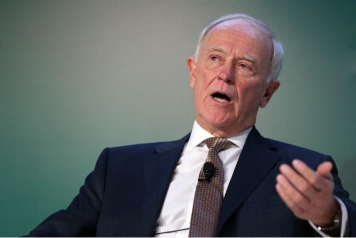  تيم كلارك رئيس شركة طيران الإمارات في دبي 