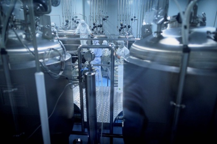 يحاول الباحثون في الصين تطوير لقاح ضد فيروس كورونا خاص بهم