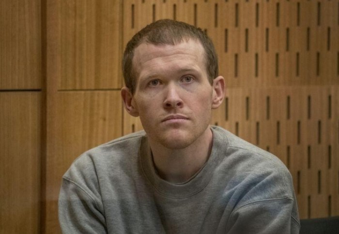 الأسترالي برنتون تارانت منفذ مذبحة المسجدين بنيوزيلندا خلال محاكمته في المحكمة العليا بمدينة كرايست تشيرش يوم الاثنين 24 أغسطس 2020