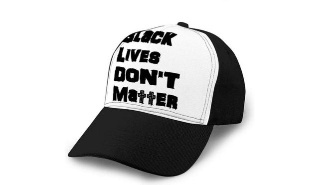 أزالت أمازون القبعات من موقعها وقالت إن على على جميع البائعين اتباع إرشادات البيع الخاصة بالشركة