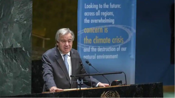  دعا أنطونيو جوتيريش المجتمع الدولي بقيادة مجلس الأمن إلى 100 يوم لجعل وقف الحروب عالميا حقيقة بحلول نهاية العام للحد من الآثار الكارثية لفيروس كورونا، الثلاثاء 22 سبتمبر 2020