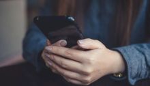 الرسائل النصية تفاقم شعورنا بالتوتر رغم حاجتنا إليها في ظل التباعد الاجتماعي