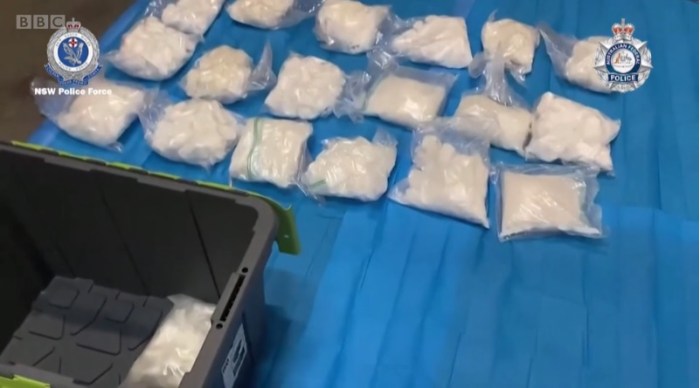 خلال العملية تم ضبط 8 طن من الكوكايين