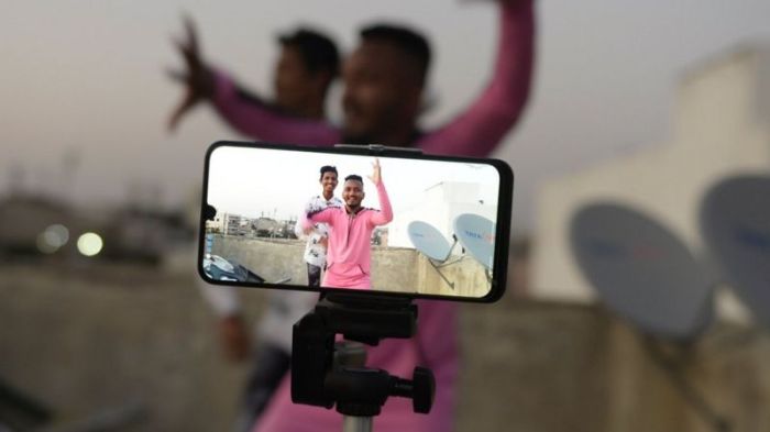 منذ إطلاقه في عام 2018، ألزم تيك توك مستخدميه بـ 60 ثانية لكل مقطع فيديو