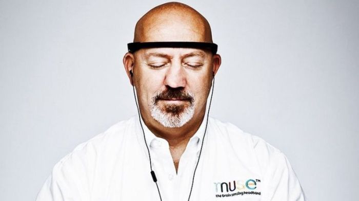 يقول ديريك لوك إن عصبة Muse ساعدت رياضيين من النساء والرجال على تحسين أدائهم.