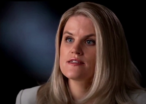 موظفة فيسبوك فرانسس هوجان التي كانت السبب في التسريب المعلوماتي لشركة فيسبوك