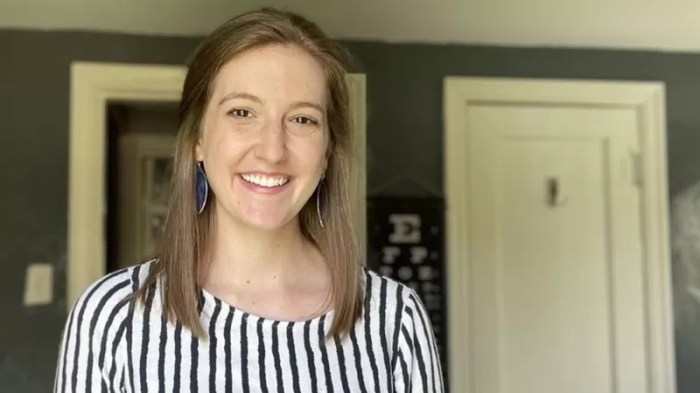 تقول كيسي إنها تتابع يحيى لكي تتوقف عن التصفح المتوالي على تطبيق تيك توك