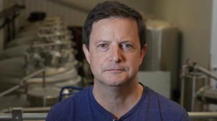 سام سميث يقول إن الجائحة غيرت أنماط العمل