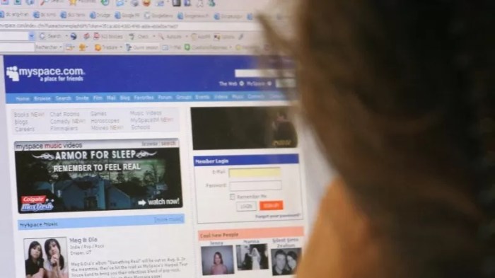 MySpace (ماي سبيس) هو المثال الأوضح على صعود نجم عملاق للتواصل الاجتماعي ثم خفوته