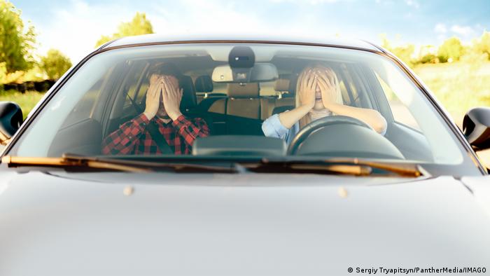 كل يوم هناك هناك حوادث على الطرقات في ألمانيا، ولكن أحد أيام الأسبوع يشهد حوادثا أكثر من غيره