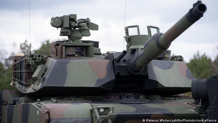 استحوذت الشركات الأمريكية على نحو نصف مبيعات الأسلحة في العالم خلال عام 2021