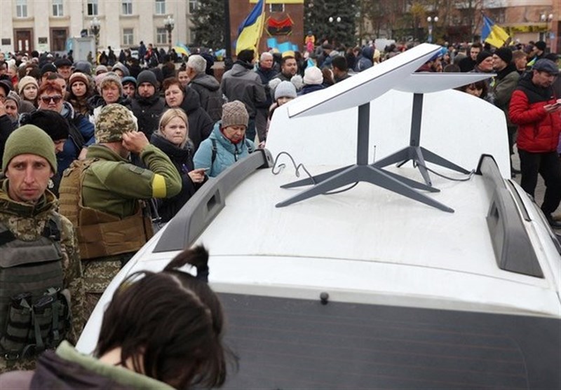 صرحت جوين شوتويل رئيسة شركة ستارلينك، أن استخدام الجيش الأوكراني تكنولوجيا "ستارلينك" للاتصالات مقبول، لكن ليس لأغراض الهجوم