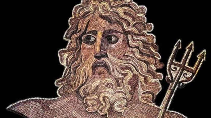 بوسيدون إله الزلازل عند الإغريق