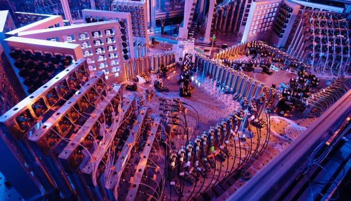 باستخدام كمبيوتر Jiuzhang الصيني، قام العلماء بتنفيذ وتسريع خوارزميتين للبحث والمحاكاة، التي تُستخدم بشكل شائع في مجال الذكاء الاصطناعي