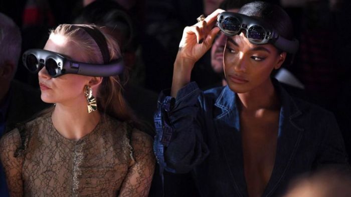 لا تزال "ماجيك ليب" تعد أفضل نظارة مقارنة بنظارات أخرى كانت متوفرة في ذلك الوقت