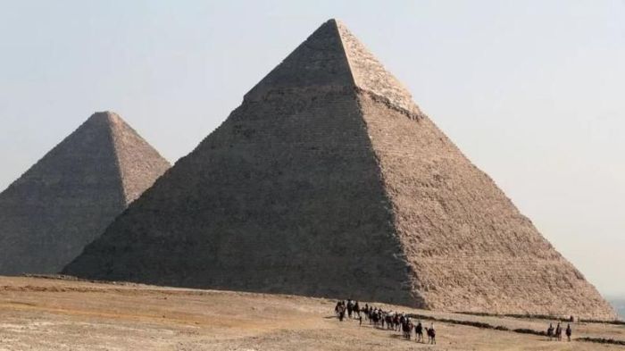 قنوات يوتيوب نشرت معلومات مضللة عن استخدام أهرامات مصر في توليد الطاقة قديما