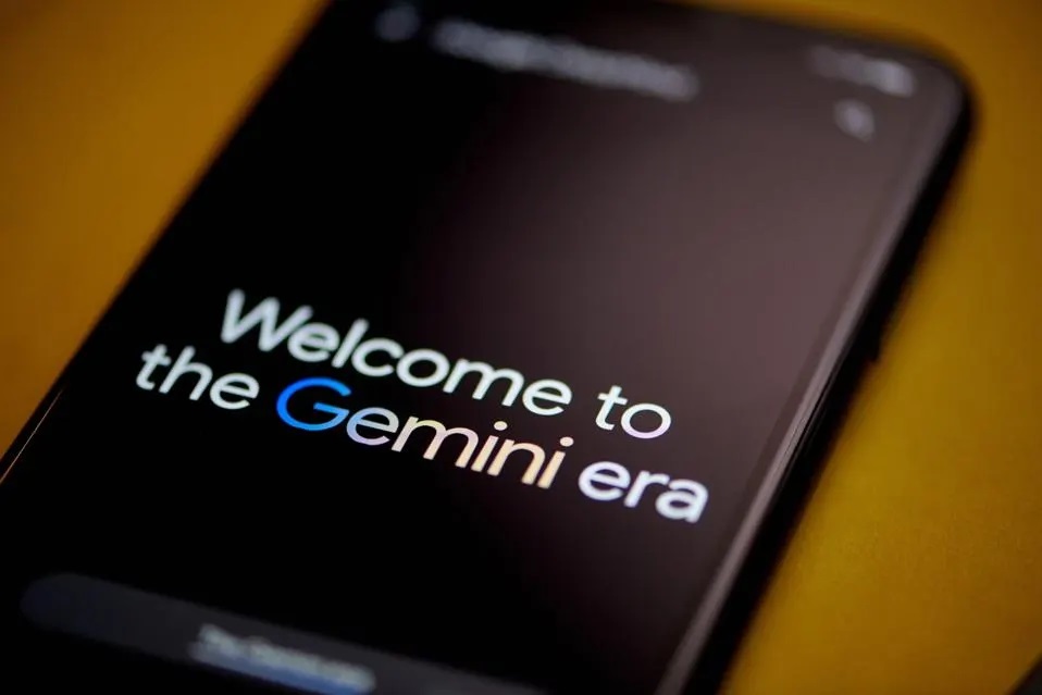 شعار "جيميني Gemini" أداة الذكاء الاصطناعي من شركة جوجل