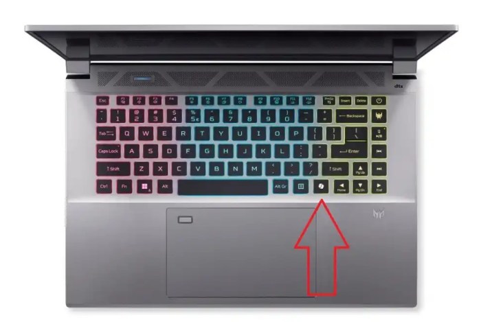 جهاز Triton Neo 16 من شركة آيسر، مع إشارة الي مفتاح Copilot